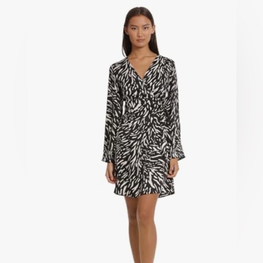 NWT Donna Morgan Dress Size 10 Black Ivory Abstract Wrap Cocktail Wedding $120